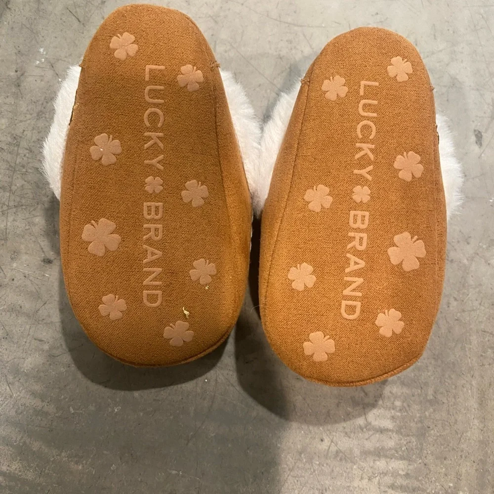 LUCKY BRAND baby slippers with faux fur lining! Unisex- comfy cozy and so cute!!
